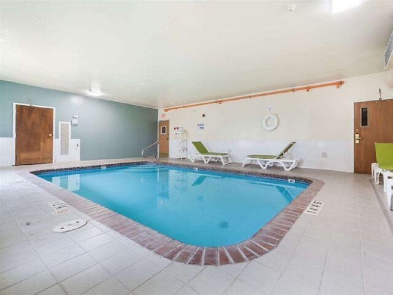 Quality Inn & Suites West Omaha - Ne Linclon Εξωτερικό φωτογραφία