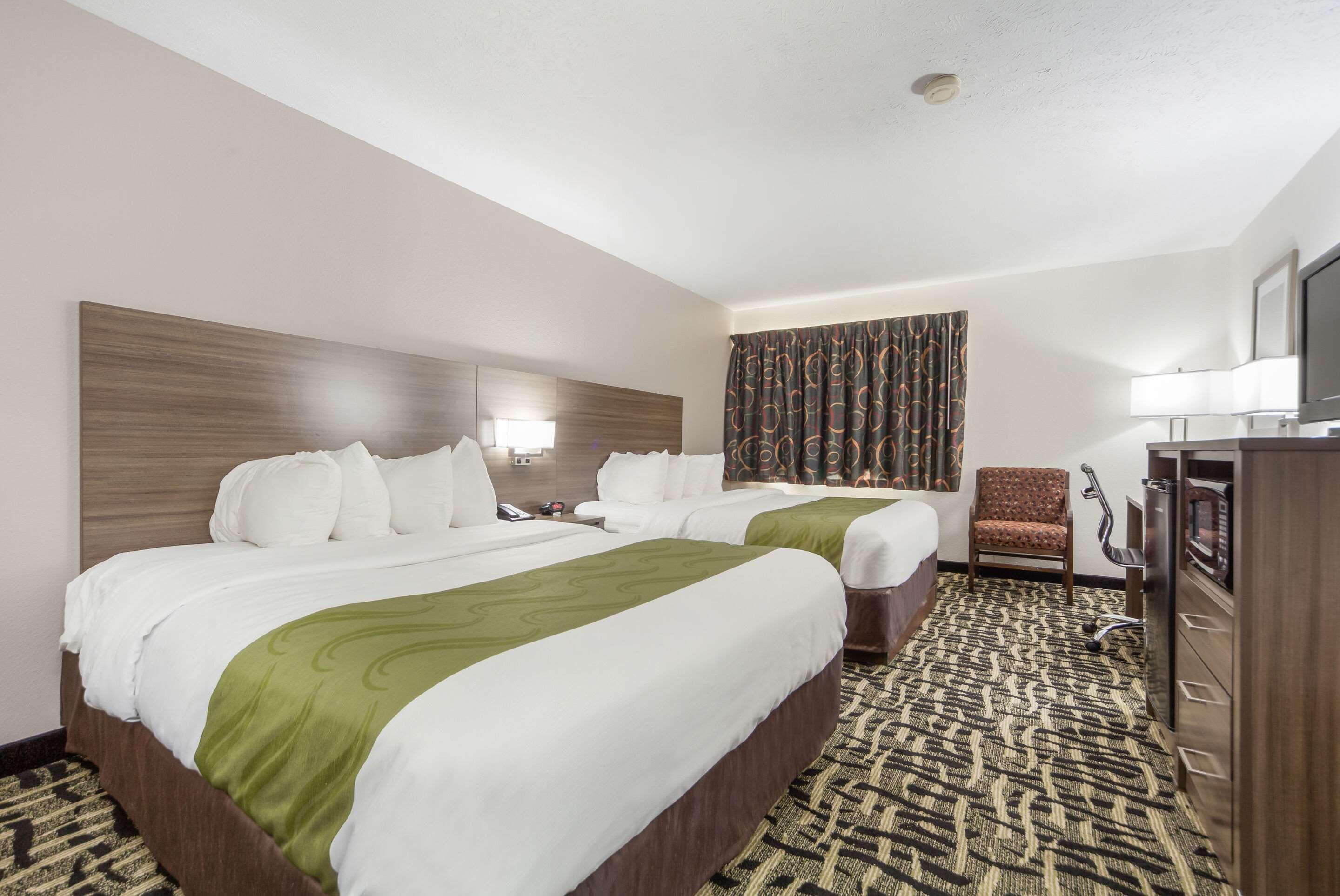 Quality Inn & Suites West Omaha - Ne Linclon Εξωτερικό φωτογραφία