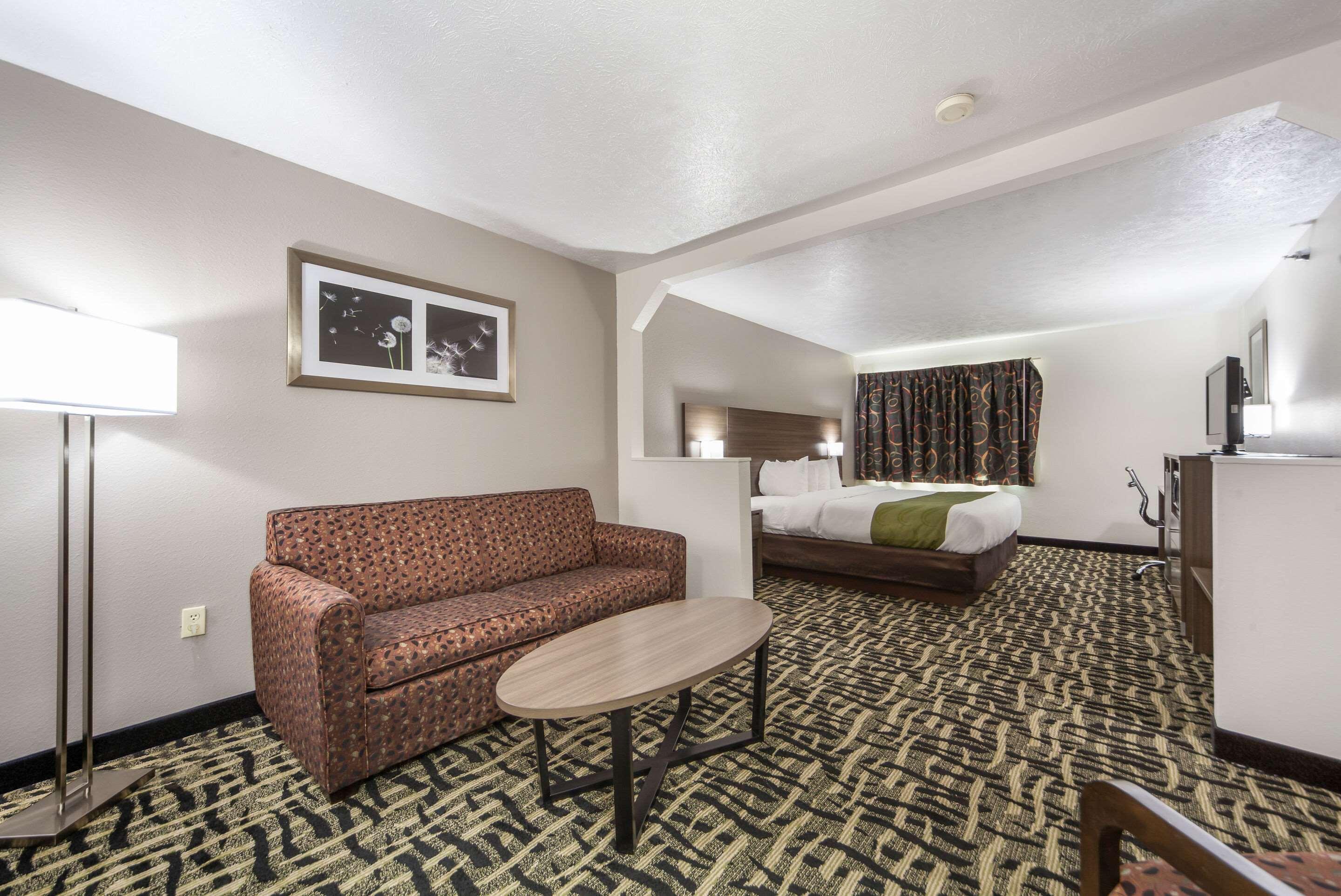 Quality Inn & Suites West Omaha - Ne Linclon Εξωτερικό φωτογραφία