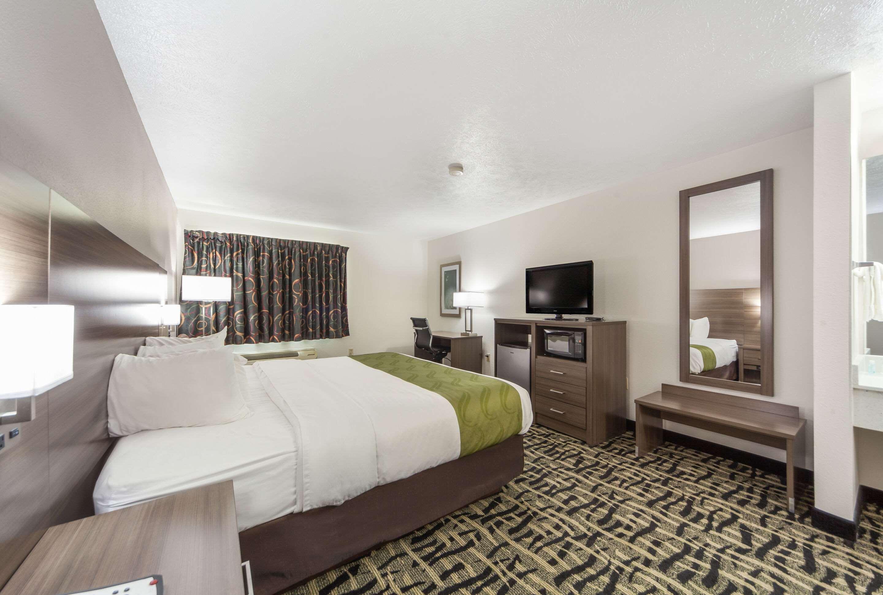 Quality Inn & Suites West Omaha - Ne Linclon Εξωτερικό φωτογραφία
