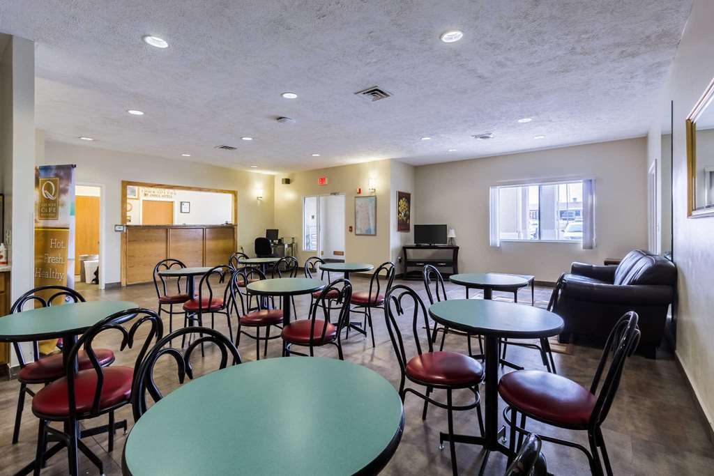 Quality Inn & Suites West Omaha - Ne Linclon Εστιατόριο φωτογραφία