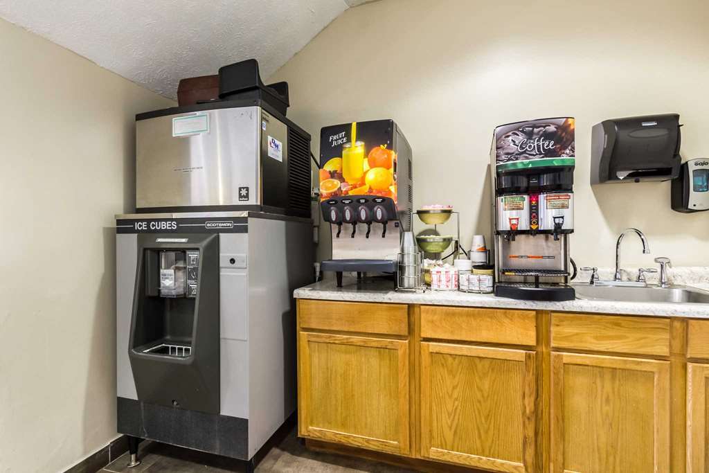 Quality Inn & Suites West Omaha - Ne Linclon Εστιατόριο φωτογραφία